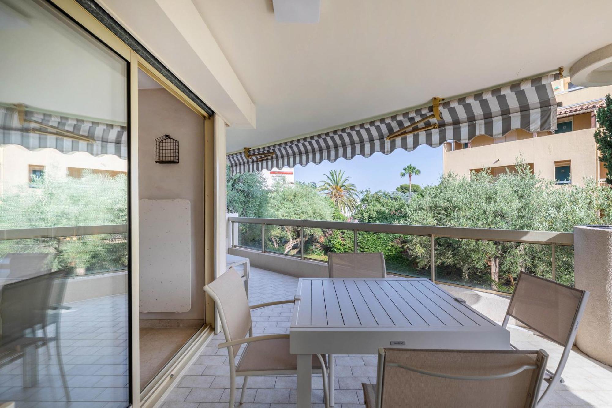 Tanit Piscine, 6 Couchages, Parking Lejlighed Antibes Eksteriør billede